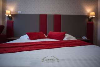 Отель Hotel Marea Neagra Синая Двухместный номер с 1 кроватью-1